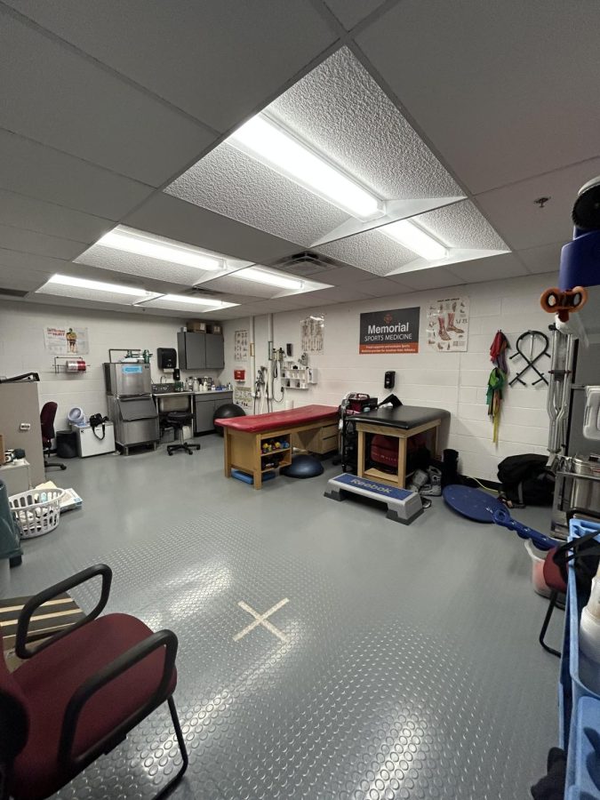 JAHS athletic training room where athletes go to get treated for any injury. 