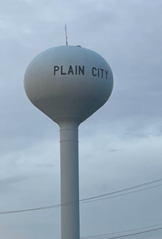 Plain Citys water tower. 