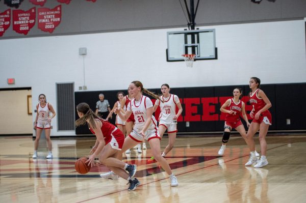 The girls basketball team in action against London.

Photo courtesy of Ella Komisarek