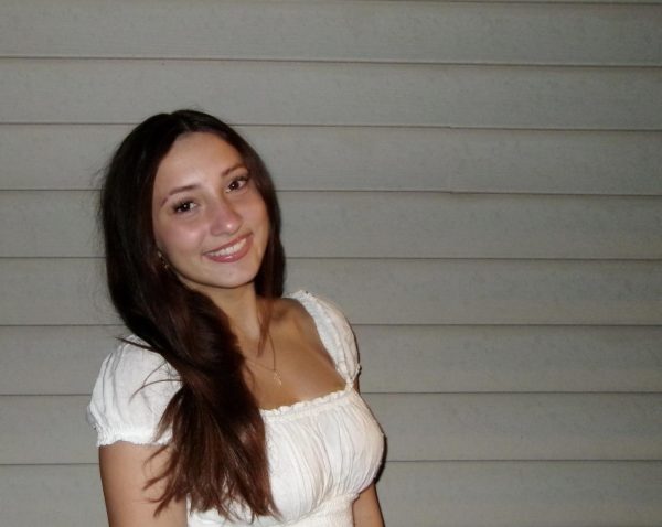 Sophomore Gwyn Davis