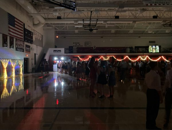 The crowd dancing at Homecoming.